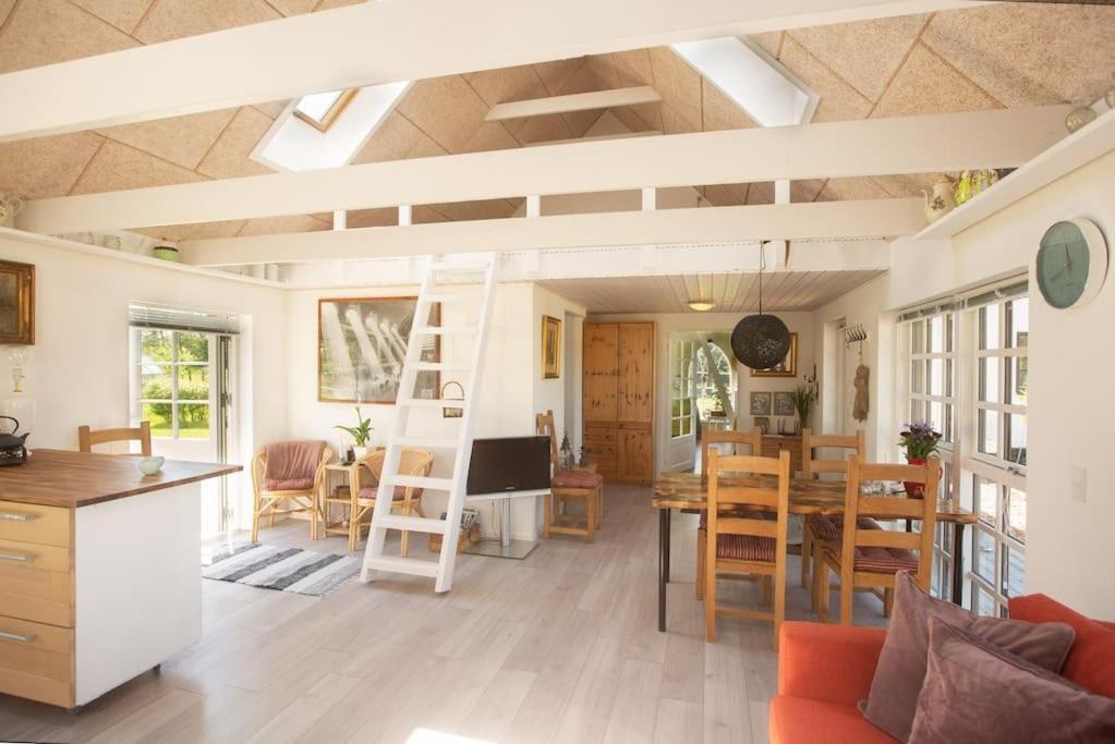 Kongsholmlund. Enjoy The Countryside. Apartment Vejby Екстериор снимка